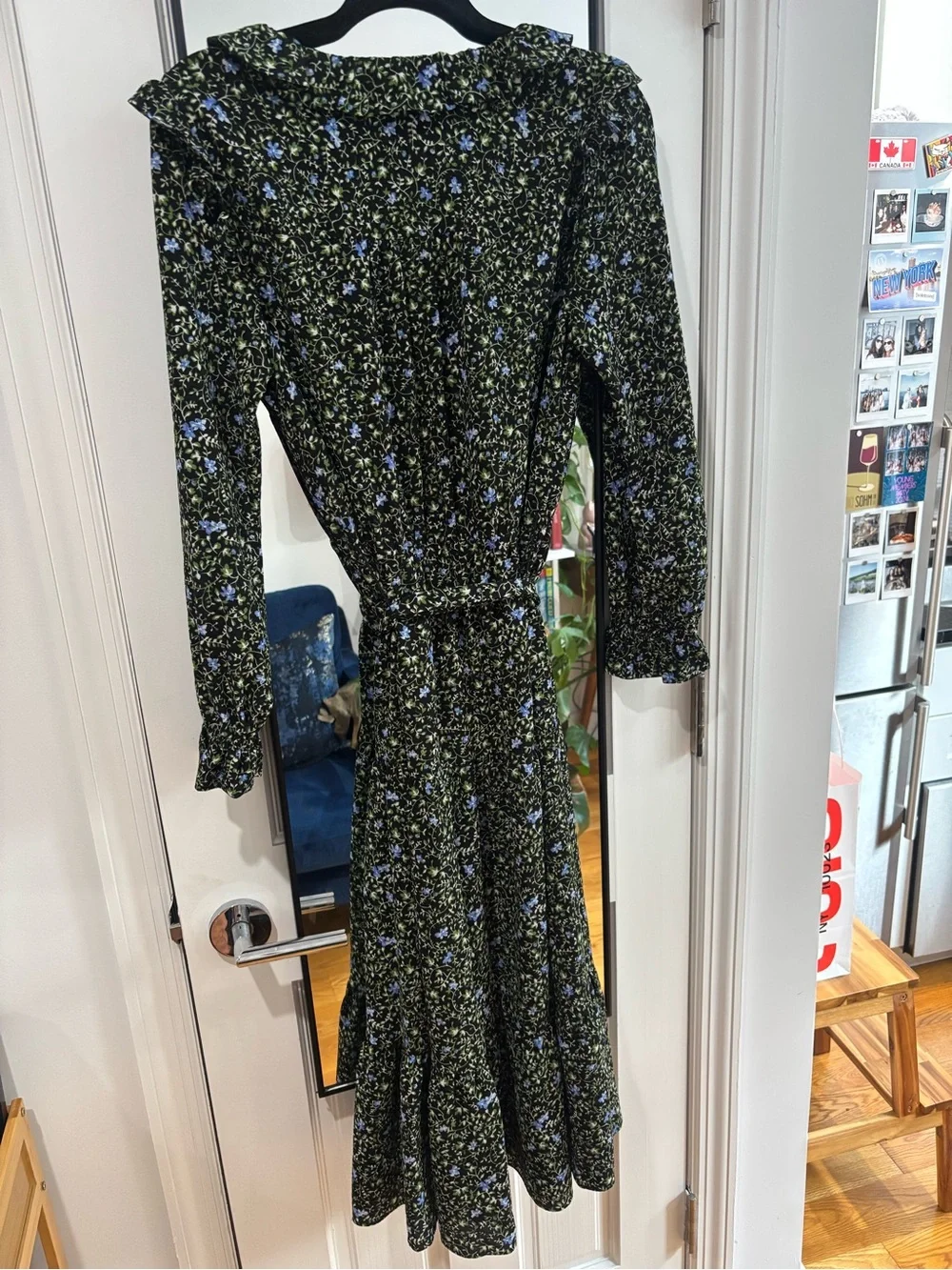 Michael Kors Women's Long Sleeve Midi Dress in Black, Blue & Green Floral Size M